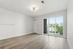 2505 NE 193rd St, Miami, FL 33180 - Photo 5