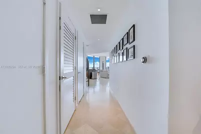 88 SW 7th St #2602, Miami, FL 33130 - Photo 17