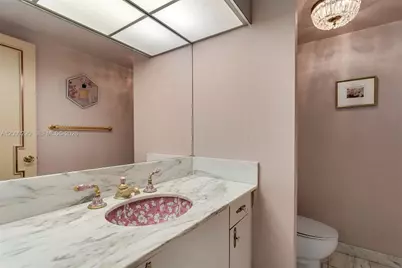 5500 Collins Ave #304, Miami Beach, FL 33140 - Photo 21