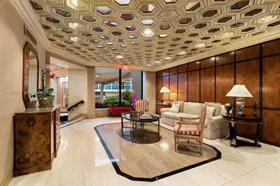 5500 Collins Ave #304, Miami Beach, FL 33140 - Photo 35