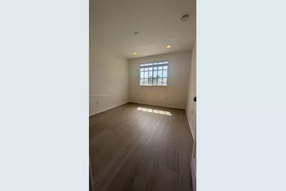 5910 Royal Way #----, Tamarac, FL 33321 - Photo 25