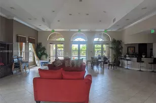 5910 Royal Way, Tamarac, FL 33321 - Photo 5