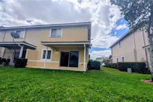 5910 Royal Way, Tamarac, FL 33321 - Photo 17