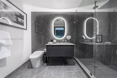 20 NE 11th St #4502, Miami, FL 33132 - Photo 13