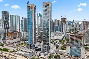 20 NE 11th St, Miami, FL 33132 - Photo 27