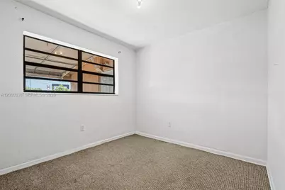 1321 NW 176th Ter, Miami Gardens, FL 33169 - Photo 27