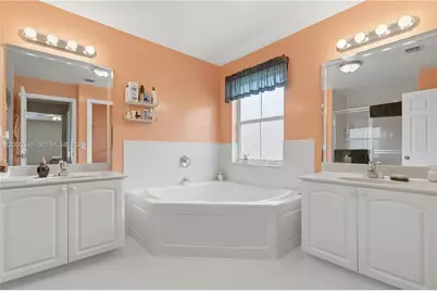 14033 N Cypress Cove Cir, Davie, FL 33325 - Photo 17