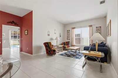 14033 N Cypress Cove Cir, Davie, FL 33325 - Photo 5