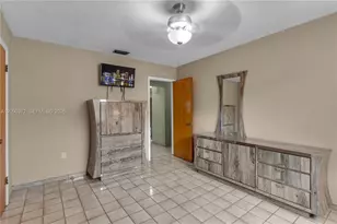 6770 SW 15th St, Miami, FL 33144 - Photo 19
