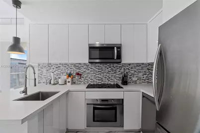 300 S Biscayne Blvd #T-1411, Miami, FL 33131 - Photo 11