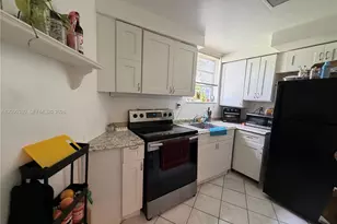 1701 NE Miami Gardens Dr, Miami, FL 33179 - Photo 15