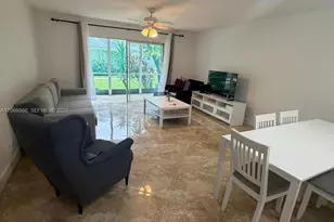219 NE 14th Ave, Hallandale Beach, FL 33009 - Photo 3