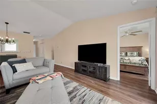 9449 Boca Cove Cir, Boca Raton, FL 33428 - Photo 19