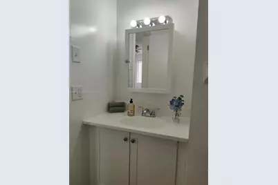 5930 NE 18th Ave #301, Fort Lauderdale, FL 33334 - Photo 11