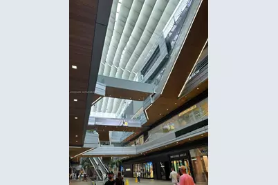 68 SE 6th St #3906, Miami, FL 33131 - Photo 13