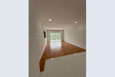 12105 NE 11th Pl #306, North Miami, FL 33161 - Photo 9