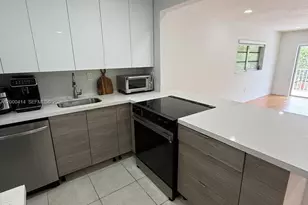 12105 NE 11th Pl, North Miami, FL 33161 - Photo 11