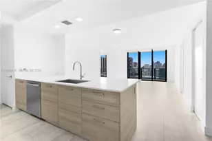 121 NE 34th St, Miami, FL 33137 - Photo 9