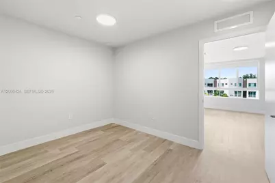 2505 NE 193rd St #4215, Miami, FL 33180 - Photo 33