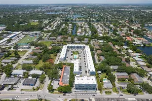 2505 NE 193rd St, Miami, FL 33180 - Photo 39