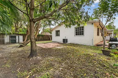 3147 McDonald St #2, Miami, FL 33133 - Photo 23