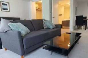 31 SE 6th St, Miami, FL 33131 - Photo 9