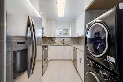 8048 SW 80 Av, Miami, FL 33143 - Photo 5