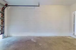 2493 Centergate Dr, Miramar, FL 33025 - Photo 29