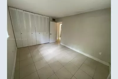 8601 SW 68th Ct #4, Pinecrest, FL 33156 - Photo 11