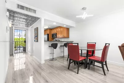 16 Royal Palm Way #205, Boca Raton, FL 33432 - Photo 7