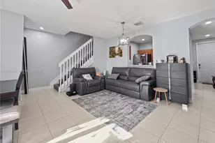 1033 NE 42nd Pl, Homestead, FL 33033 - Photo 3