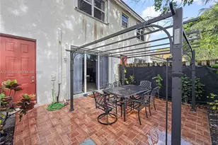 1033 NE 42nd Pl, Homestead, FL 33033 - Photo 19
