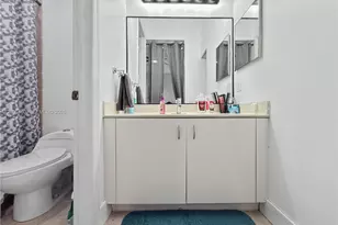 1033 NE 42nd Pl, Homestead, FL 33033 - Photo 13