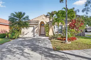 2073 SE 13th St, Homestead, FL 33035 - Photo 1