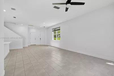 543 Parsons Way, Deerfield Beach, FL 33442 - Photo 11