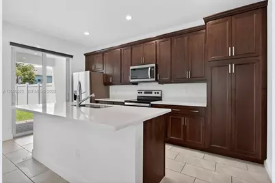 543 Parsons Way, Deerfield Beach, FL 33442 - Photo 7