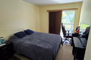 13500 SW 1st St, Pembroke Pines, FL 33027 - Photo 15