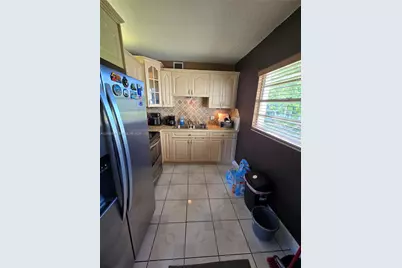 13500 SW 1st St #204U, Pembroke Pines, FL 33027 - Photo 9
