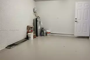 312 Talia Cir, Palm Springs, FL 33461 - Photo 23