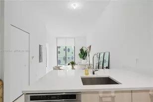 501 NE 31st St, Miami, FL 33137 - Photo 7