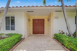 7230 SW 104th St, Pinecrest, FL 33156 - Photo 3