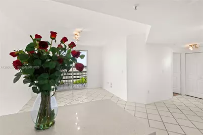 3500 Coral Way #1112, Miami, FL 33145 - Photo 7