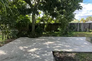 931 NW 34th Way, Lauderhill, FL 33311 - Photo 11