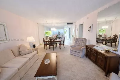 410 SE 2nd St #305, Hallandale Beach, FL 33009 - Photo 7