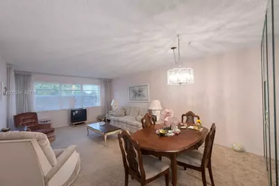 410 SE 2nd St #305, Hallandale Beach, FL 33009 - Photo 5