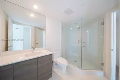 1100 S Miami Ave #1701, Miami, FL 33130 - Photo 17