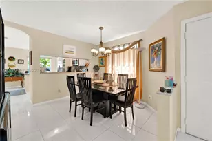 10840 NW 46th Dr, Coral Springs, FL 33076 - Photo 9