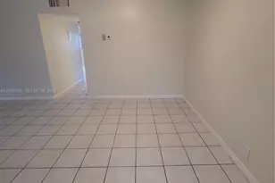 1340 NE 28th Ave, Pompano Beach, FL 33062 - Photo 3