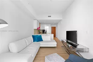 2678 Tigertail Ave, Miami, FL 33133 - Photo 11