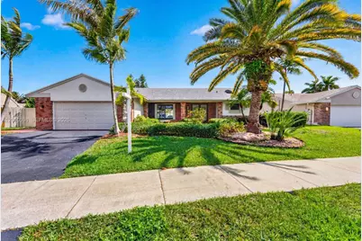 14711 Kirsten Ct, Davie, FL 33325 - Photo 1